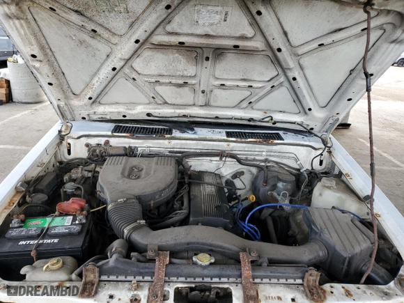 1995 Nissan Trucks 2WD with VIN 1N6SD11S3SC379478, listed as a Copart auction lot 52209415 with 21,068 mi miles and Salvage Title. Bid and sale history available at carsss.com. Image 11.