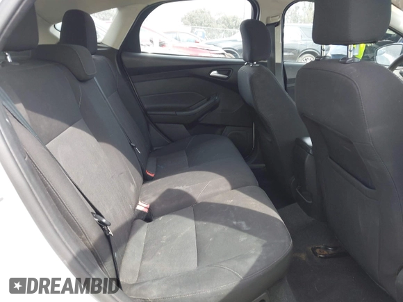 2015 Ford Focus SE with VIN 1FADP3K22FL315960, listed as a IAAI auction lot 41968426 with 184,726 mi miles. Bid and sale history available at carsss.com. Image 8.