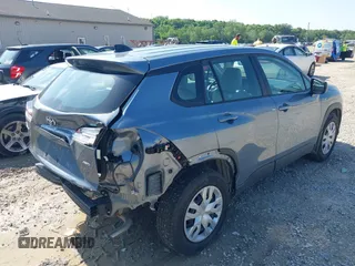2022 Toyota Corolla Cross L with VIN 7MUAAABGXNV035110, listed as a IAAI auction lot 42562359 with 17,106 mi miles and . Bid and sale history available at DreamBid. Image 4.