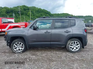 2018 Jeep Renegade Latitude with VIN ZACCJBBB7JPH75637, listed as a IAAI auction lot 42321879 with 106,747 mi miles and . Bid and sale history available at DreamBid. Image 15.