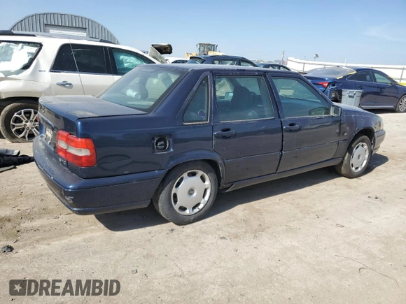 2000 Volvo S70 с VIN YV1LS61J1Y2646367, выставлен на аукционе Copart как лот 53494485 с пробегом 260 701 миль миль и Списание • Salvage title. История ставок и продаж доступна на DreamBid. Изображение 3.