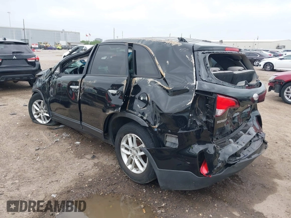 2015 Kia Sorento LX with VIN 5XYKT4A63FG592815, listed as a IAAI auction lot 41916446 with 149,669 mi miles. Bid and sale history available at carsss.com. Image 3.