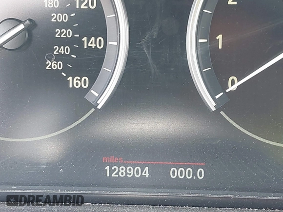 2016 BMW 5 Series 535i xDrive with VIN WBA5B3C5XGG256900, listed as a IAAI auction lot 42333358 with 128,904 mi miles and . Bid and sale history available at DreamBid. Image 15.