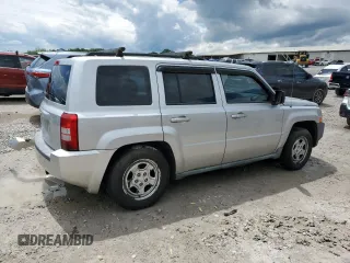 2010 Jeep Patriot Sport с VIN 1J4NF2GB4AD555691, выставлен на аукционе Copart как лот 55744455 с пробегом 210 210 миль миль и На запчасти • Non repairable. История ставок и продаж доступна на DreamBid. Изображение 3.