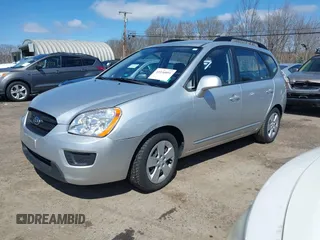 2009 Kia Rondo LX with VIN KNAFG529297274333, listed as a IAAI auction lot 41930091 with 45,960 mi miles. Bid and sale history available at carsss.com. Image 17.