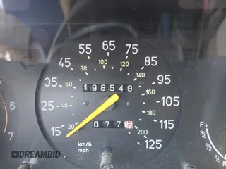 1993 Saab 900 z VIN YS3AL75L9P7003691, wystawiony jako IAAI lot #42482496 z przebiegiem 198 549 mil mil oraz . Historia ofert i sprzedaży dostępna na DreamBid. Obrazek 7.