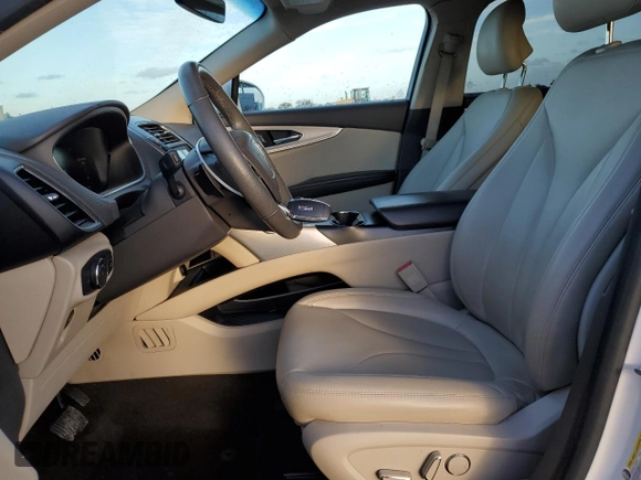 2019 Lincoln Nautilus Standard with VIN 2LMPJ6J98KBL10930, listed as a Copart auction lot 80288914 with 24,545 mi miles and Non repairable. Bid and sale history available at DreamBid. Image 7.