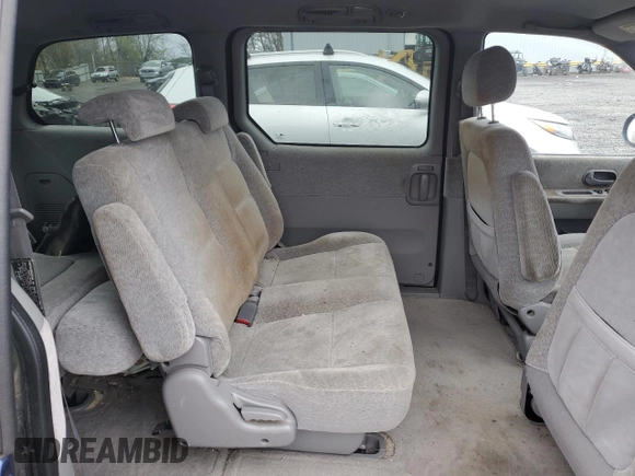 2004 Kia Sedona LX with VIN KNDUP131946505075, listed as a Copart auction lot 81686734 with 108,111 mi miles and Salvage Title. Bid and sale history available at carsss.com. Image 11.