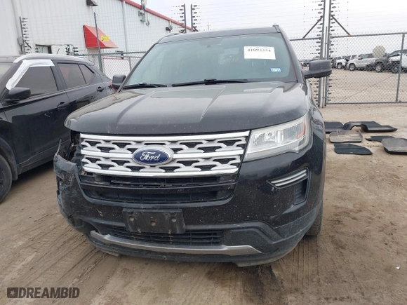 2019 Ford Explorer XLT with VIN 1FM5K7D87KGB38214, listed as a IAAI auction lot 41093334 with 114,985 mi miles. Bid and sale history available at carsss.com. Image 13.
