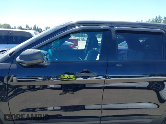 2016 Ford Police Interceptor Utility z VIN 1FM5K8AR7GGA78025, wystawiony jako IAAI lot #42454643 z przebiegiem 118 536 mil mil oraz . Historia ofert i sprzedaży dostępna na DreamBid. Obrazek 15.
