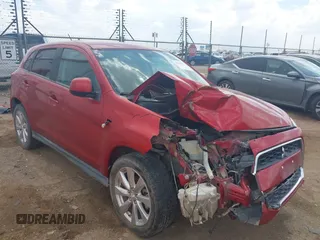 2013 Mitsubishi Outlander ES z VIN 4A4AP3AU0DE024299, wystawiony jako IAAI lot #42399601 z przebiegiem 85 608 mil mil oraz . Historia ofert i sprzedaży dostępna na DreamBid. Obrazek 1.