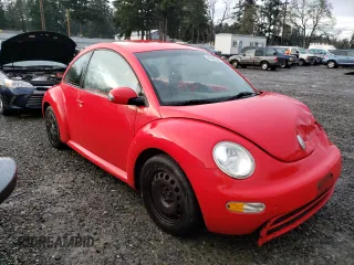 2004 Volkswagen New Beetle Coupe GL with VIN 3VWBK31C04M406423, listed as a Copart auction lot 86382394 with 143,212 mi miles and Salvage Title. Bid and sale history available at carsss.com. Image 4.