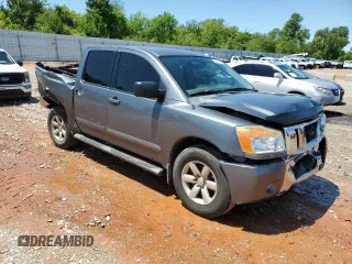 2014 Nissan Titan SV with VIN 1N6BA0EDXEN505116, listed as a Copart auction lot 59615845 with 132,319 mi miles and Salvage title. Bid and sale history available at DreamBid. Image 4.