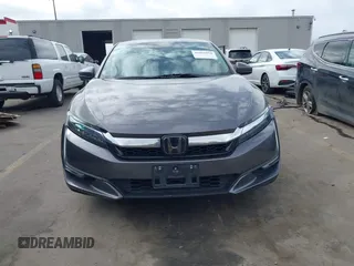 2019 Honda Clarity Plug-In Hybrid with VIN JHMZC5F18KC006818, listed as a IAAI auction lot 41905854 with 85,135 mi miles. Bid and sale history available at carsss.com. Image 12.