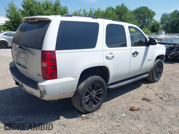 2008 Chevrolet Tahoe LTZ with VIN 1GNFK13088R224802, listed as a IAAI auction lot 42582055 with 299,194 mi miles and . Bid and sale history available at DreamBid. Image 4.