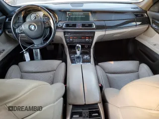 2012 BMW 7 Series 750Li with VIN WBAKB8C59CC964363, listed as a Copart auction lot 89381095 with 103,010 mi miles and Salvage Title. Bid and sale history available at carsss.com. Image 8.