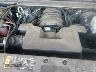 2019 Chevrolet Suburban LS с VIN 1GNSKGKCXKR234011, выставлен на аукционе Copart как лот 67747905 с пробегом 115 460 миль миль и Списание • Salvage title. История ставок и продаж доступна на DreamBid. Изображение 17.