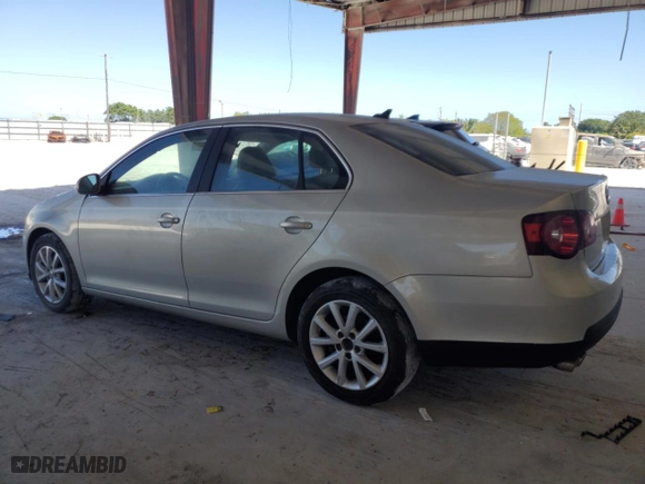 2010 Volkswagen Jetta Sedan Limited with VIN 3VWRX7AJ7AM024438, listed as a Copart auction lot 49532935 with 58,342 mi miles and Clean Title. Bid and sale history available at carsss.com. Image 2.