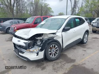 2022 Ford Escape SE with VIN 1FMCU9G61NUA61028, listed as a IAAI auction lot 41918905 with Not Provided miles and . Bid and sale history available at carsss.com. Image 17.