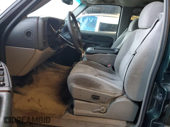 2003 Chevrolet Suburban Z71 z VIN 3GNFK16T43G241210, wystawiony jako Copart lot #86017624 z przebiegiem 217 506 mil mil oraz Szkoda całkowita • Salvage title. Historia ofert i sprzedaży dostępna na DreamBid. Obrazek 7.