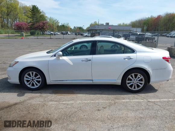 2011 Lexus ES with VIN JTHBK1EG6B2444679, listed as a IAAI auction lot 42181070 with 192,416 mi miles. Bid and sale history available at carsss.com. Image 14.
