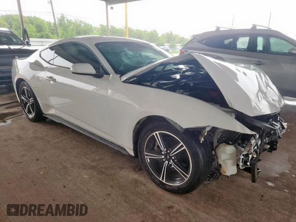 2024 Ford Mustang EcoBoost z VIN 1FA6P8TH4R5111078, wystawiony jako Copart lot #63209895 z przebiegiem 25 503 mil mil oraz Czysty tytuł • Clean title. Historia ofert i sprzedaży dostępna na DreamBid. Obrazek 4.