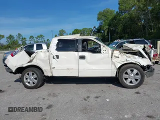 2007 Ford F-150 XLT z VIN 1FTPW12V37FB55726, wystawiony jako IAAI lot #42795768 z przebiegiem Nie podano mil oraz . Historia ofert i sprzedaży dostępna na DreamBid. Obrazek 12.