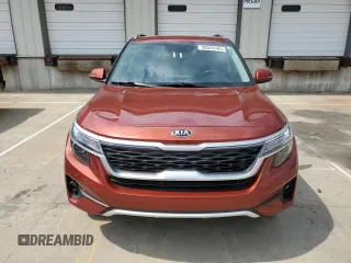 2021 Kia Seltos S z VIN KNDEU2AA4M7199712, wystawiony jako Copart lot #50824765 z przebiegiem 40 455 mil mil oraz Szkoda całkowita • Salvage title. Historia ofert i sprzedaży dostępna na DreamBid. Obrazek 5.