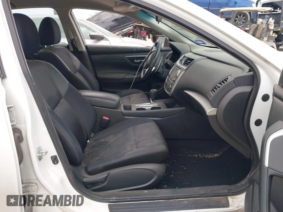 2017 Nissan Altima SV with VIN 1N4AL3AP2HC496668, listed as a IAAI auction lot 41700165 with 116,747 mi miles and . Bid and sale history available at carsss.com. Image 5.