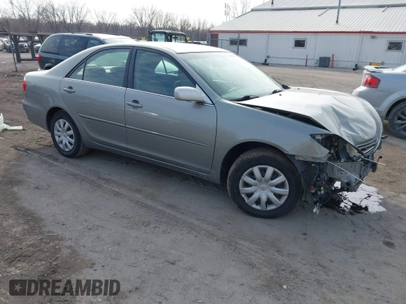 2006 Toyota Camry STD with VIN JTDBE30K763052567, listed as a IAAI auction lot 41553501 with 63,850 mi miles. Bid and sale history available at carsss.com. Image 1.