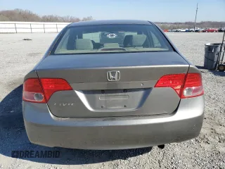 2008 Honda Civic LX z VIN 2HGFA16518H352481, wystawiony jako Copart lot #47781525 z przebiegiem 152 682 mil mil oraz Szkoda całkowita • Salvage title. Historia ofert i sprzedaży dostępna na DreamBid. Obrazek 6.