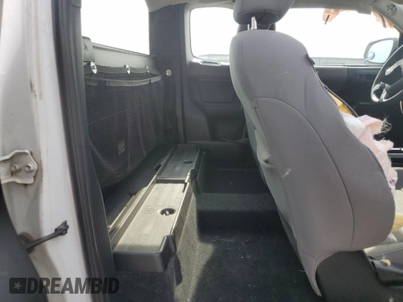 2018 Toyota Tacoma SR with VIN 5TFRX5GN8JX128948, listed as a Copart auction lot 55258655 with 186,276 mi miles and Clean Title. Bid and sale history available at DreamBid. Image 10.