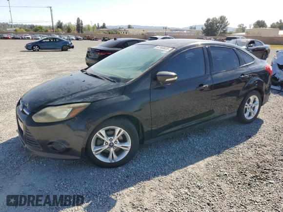 2014 Ford Focus SE with VIN 1FADP3F21EL231542, listed as a Copart auction lot 52360035 with 183,853 mi miles and Clean Title. Bid and sale history available at carsss.com. Image 1.
