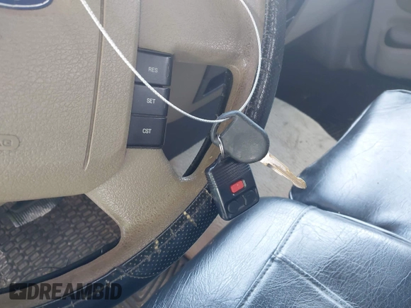 2005 Ford F-150 XLT with VIN 1FTPX12505NB17676, listed as a IAAI auction lot 42743274 with 222,367 mi miles and . Bid and sale history available at DreamBid. Image 11.