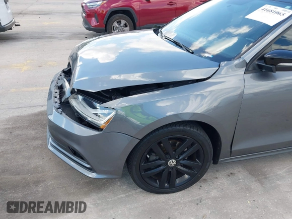 2018 Volkswagen Jetta SE Sport with VIN 3VWD17AJ6JM219426, listed as a IAAI auction lot 41681065 with 70,042 mi miles and . Bid and sale history available at DreamBid. Image 6.