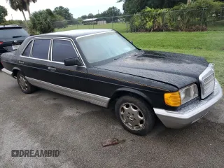 1985 Mercedes-Benz 500 with VIN WDBCA37D2FA121537, listed as a Copart auction lot 74276044 with Not Provided miles and Salvage Title. Bid and sale history available at carsss.com. Image 4.