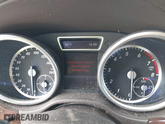 2015 Mercedes-Benz M 400 z VIN 4JGDA5GB1FA573460, wystawiony jako IAAI lot #42025873 z przebiegiem 156 008 mil mil oraz . Historia ofert i sprzedaży dostępna na DreamBid. Obrazek 7.