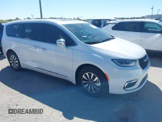 2022 Chrysler Pacifica Hybrid Limited z VIN 2C4RC1S74NR112960, wystawiony jako IAAI lot #41584818 z przebiegiem 22 040 mil mil oraz . Historia ofert i sprzedaży dostępna na DreamBid. Obrazek 1.