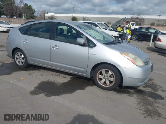 2006 Toyota Prius with VIN JTDKB20U767064148, listed as a IAAI auction lot 41603966 with 275,326 mi miles. Bid and sale history available at carsss.com. Image 1.