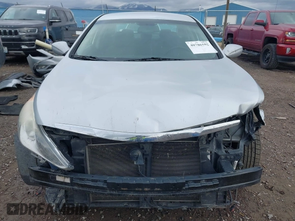 2013 Hyundai Sonata GLS with VIN 5NPEB4AC3DH693395, listed as a IAAI auction lot 40786592 with 147,774 mi miles and . Bid and sale history available at carsss.com. Image 13.