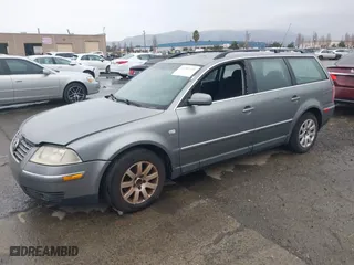 2003 Volkswagen Passat GLS with VIN WVWVD63B53E166063, listed as a IAAI auction lot 41482200 with 197,309 mi miles. Bid and sale history available at carsss.com. Image 17.