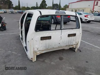 2017 Toyota Tacoma SR5 with VIN 3TMDZ5BN4HM025697, listed as a IAAI auction lot 41725799 with Not Provided miles. Bid and sale history available at carsss.com. Image 3.