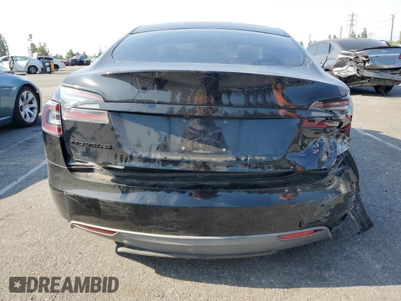 2013 Tesla Model S Performance z VIN 5YJSA1CP6DFP27686, wystawiony jako Copart lot #65083215 z przebiegiem Nie podano mil oraz Szkoda całkowita • Salvage title. Historia ofert i sprzedaży dostępna na DreamBid. Obrazek 6.