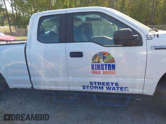2018 Ford F-150 XL z VIN 1FTFX1E56JFA98207, wystawiony jako IAAI lot #42060971 z przebiegiem 74 202 mil mil oraz . Historia ofert i sprzedaży dostępna na DreamBid. Obrazek 14.