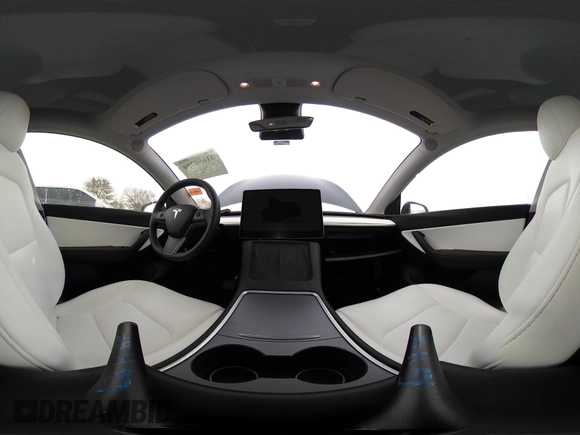 2022 Tesla Model Y Long Range z VIN 7SAYGAEE5NF428327, wystawiony jako IAAI lot #41698750 z przebiegiem 26 846 mil mil oraz . Historia ofert i sprzedaży dostępna na DreamBid. Obrazek 24.