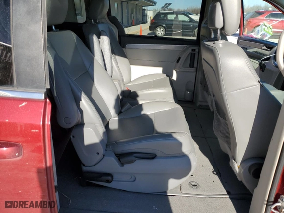 2014 Volkswagen Routan SE w/RSE & Navigation with VIN 2C4RVABG6ER134856, listed as a Copart auction lot 47116875 with 131,648 mi miles and Salvage Title. Bid and sale history available at carsss.com. Image 11.