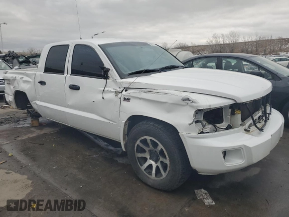 2011 Ram Dakota Bighorn/Lonestar with VIN 1D7RW3GP7BS638740, listed as a Copart auction lot 88751675 with 184,097 mi miles and Salvage Title. Bid and sale history available at carsss.com. Image 4.