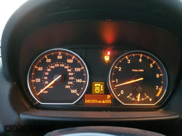 2012 BMW 1 Series 128i with VIN WBAUN1C5XCVH84145, listed as a Copart auction lot 82579054 with 40,309 mi miles and Salvage title. Bid and sale history available at DreamBid. Image 9.