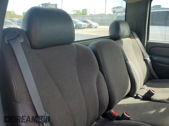 2002 Chevrolet Silverado 1500 Commercial with VIN 1GCEC14W22Z103551, listed as a Copart auction lot 55684265 with 272,079 mi miles and Clean Title. Bid and sale history available at DreamBid. Image 10.