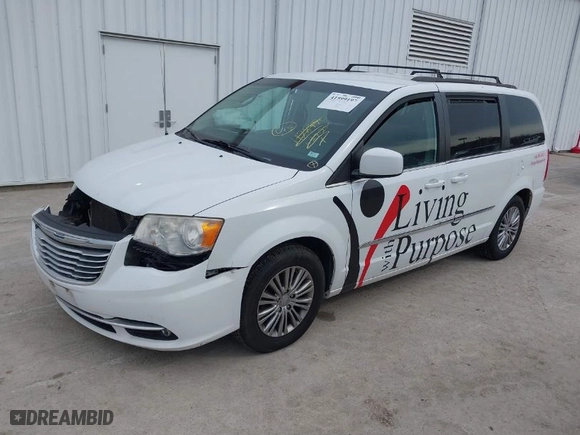 2014 Chrysler Town & Country Touring-L 30th Anniversary with VIN 2C4RC1CG2ER351485, listed as a IAAI auction lot 41599197 with 118,022 mi miles. Bid and sale history available at carsss.com. Image 2.
